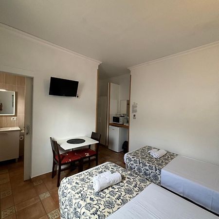Apartamentos Y Habitaciones Villa Marina 라 칼레타 외부 사진