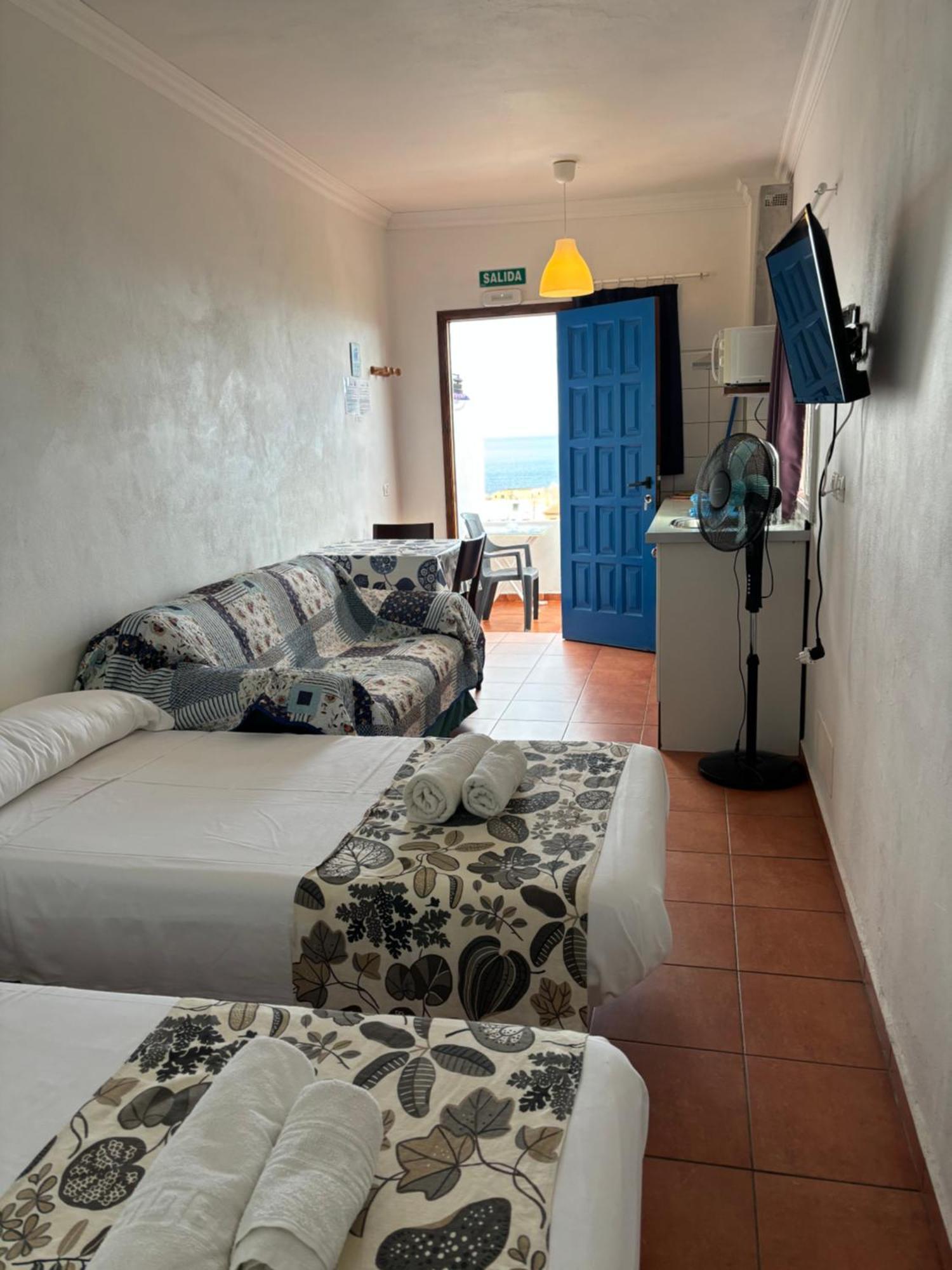 Apartamentos Y Habitaciones Villa Marina 라 칼레타 외부 사진
