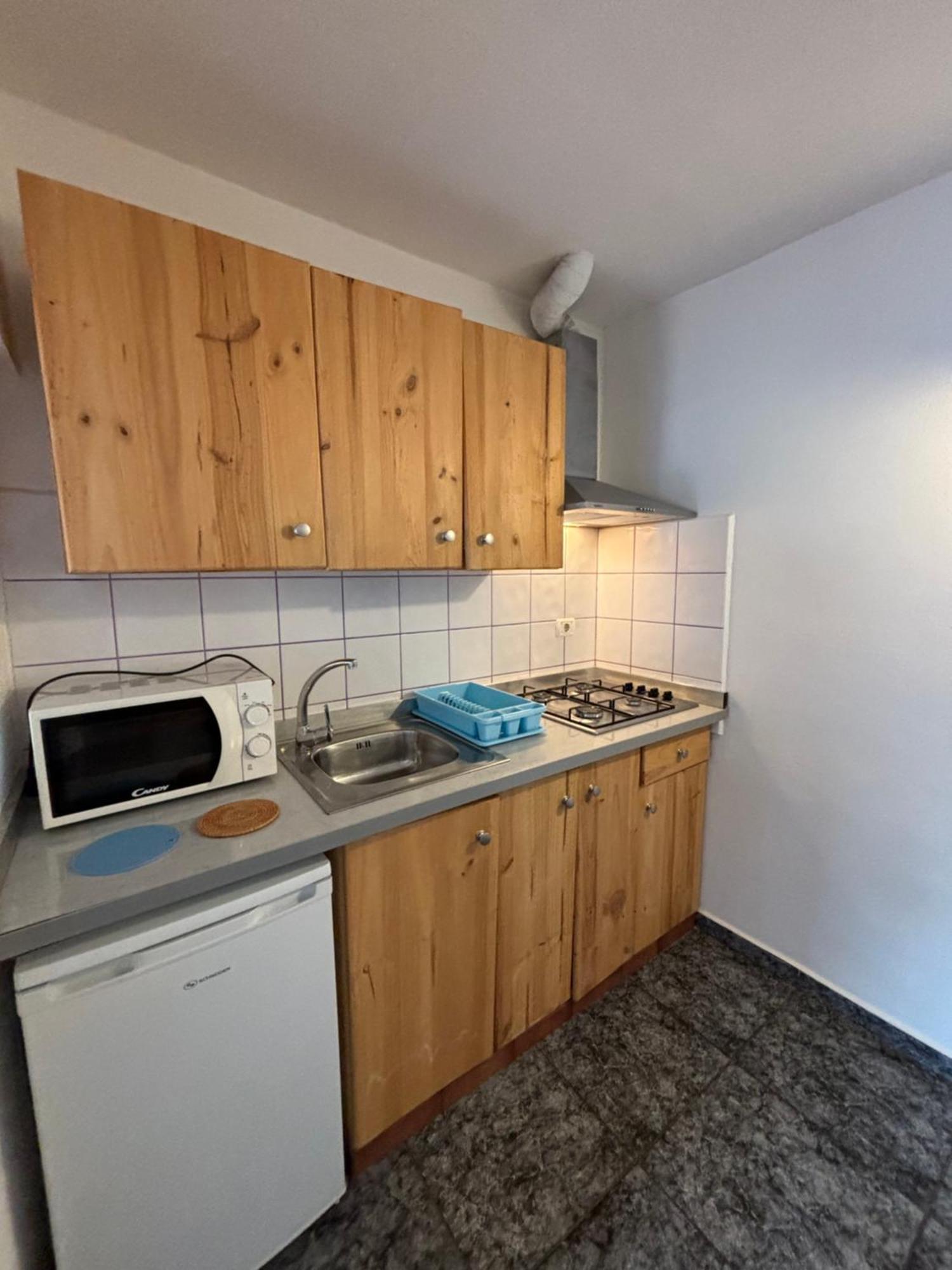 Apartamentos Y Habitaciones Villa Marina 라 칼레타 외부 사진